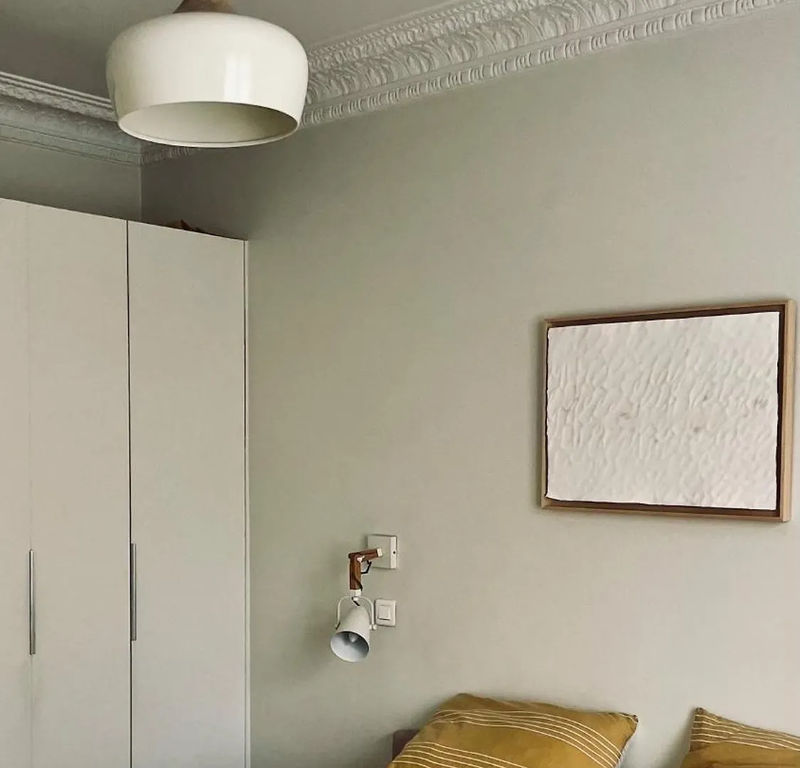 Stylish Parisian Montmartre 2Br Apartment